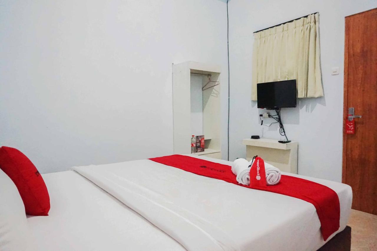 Reddoorz Near Velodrome Malang 2 Hotel Ngadipuro Luaran gambar